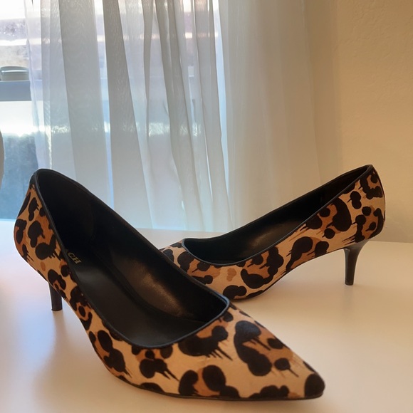 Coach Authentic Heels! - Picture 2 of 5